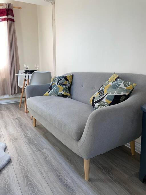 Modern 1 Bed Apartment In The City Centre Of Derby Exterior photo